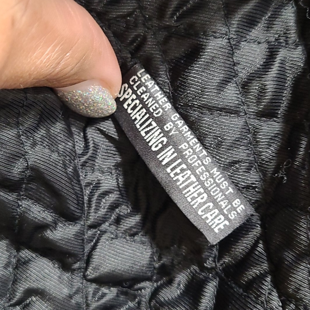 Motorcycle Jacket - Picture 2 of 10